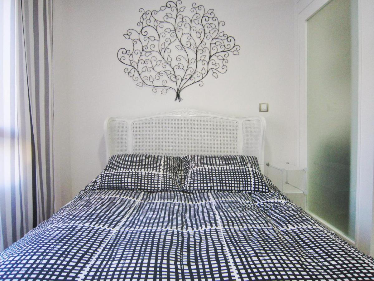 Me Voy a Madrid -JUNTO AL PARQUE DEL RETIRO-4 Apartamento Exterior foto